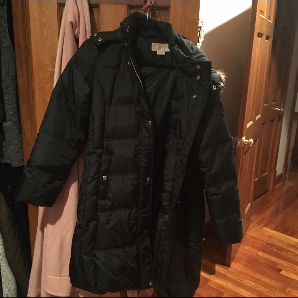 Michael Kors puffy jacket. Great jacket! Very warm!